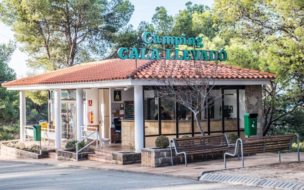 Camping Sunissim Cala Llevado 4 By Locatour Hotell Tossa de Mar Eksteriør bilde