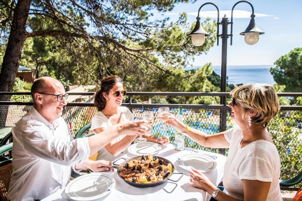 Camping Sunissim Cala Llevado 4 By Locatour Hotell Tossa de Mar Eksteriør bilde